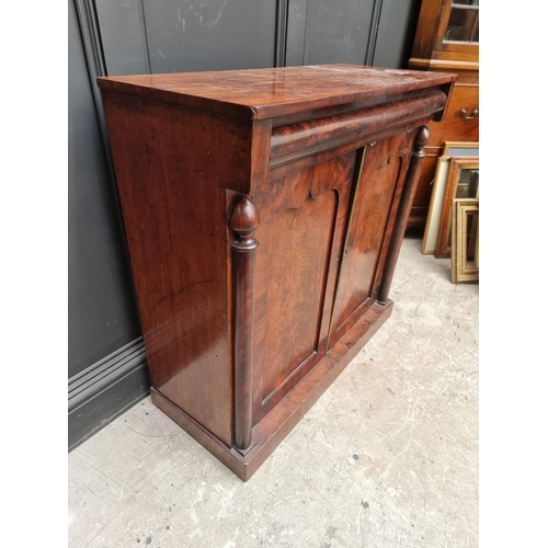 1050 - A Victorian mahogany chiffonier, 90.5cm wide.