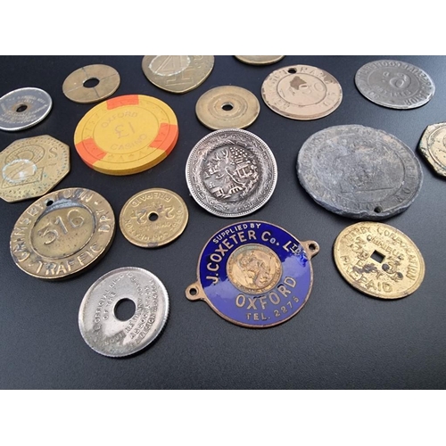 132 - Tokens: to include 'James Joel, Potato Merchant, 2 Fish Street Hill, London' and other items. (18)... 