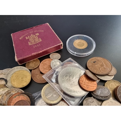 138 - Coins: a small quantity of world coins.