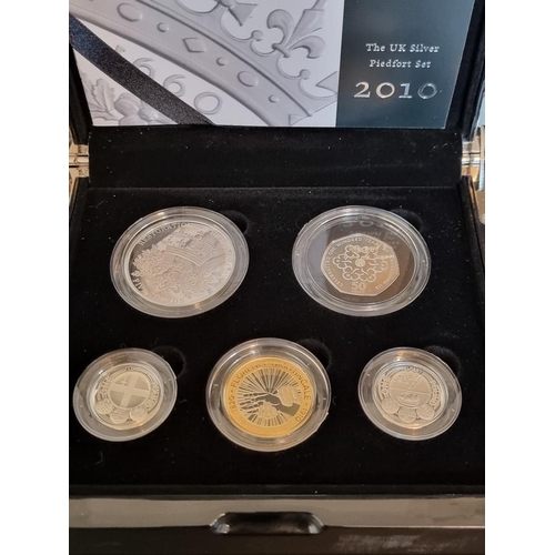 25 - Coins: 2010 Royal Mint 'Silver Proof Piedfort Commemorative Coin Set', containing five coins, 50p to... 
