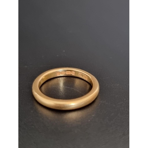 494 - A 22ct gold wedding band, size K, 4.8g.