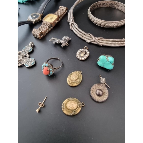 626 - A Mexican white metal necklace, stamped 925, and various other jewellery.