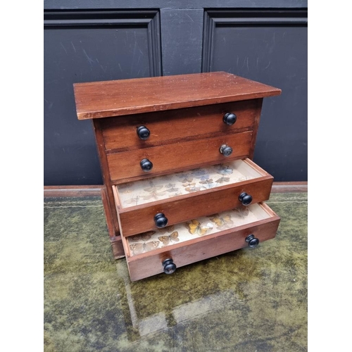 1066 - A Victorian figured walnut and inlaid combined games and work table, 55.5cm wide, (lacking bag).... 