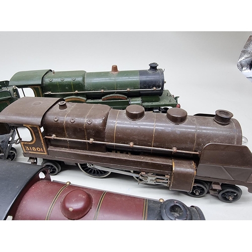 103 - Hornby 0 Gauge: two vintage clockwork locomotives, comprising, 'Caerphilly Castle' No.4073 and ... 