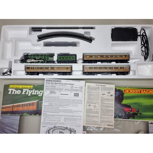 113 - Hornby: 'The Flying Scotsman' electric train set, boxed.