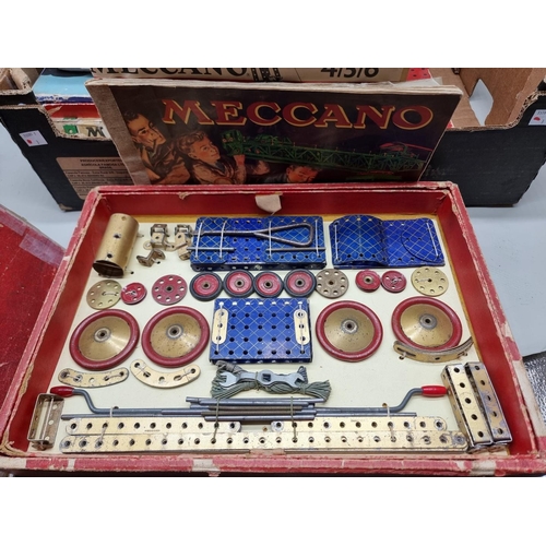 164 - Meccano: six vintage Meccano kits, to include Space 2501 and five others; together with a group of a... 