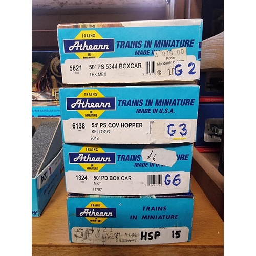 46 - Athearn: a collection of HO gauge, comprising: 4 locomotives, to include Union Pacific and Sout... 