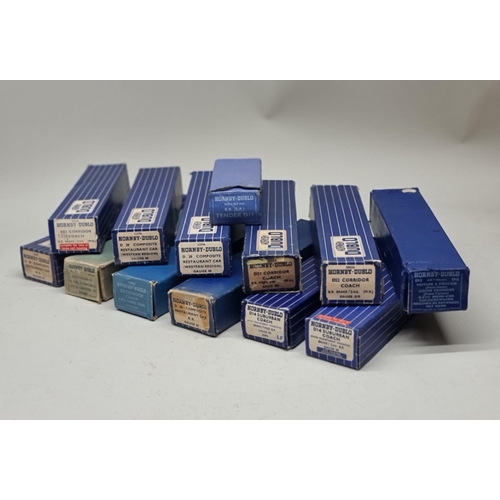 70 - Hornby Dublo: a collection of vintage (blue box) coaches, to include restaurant car, and a D11 ... 