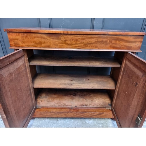 1067 - A Victorian mahogany chiffonier, 107cm wide, (lacking back panels).