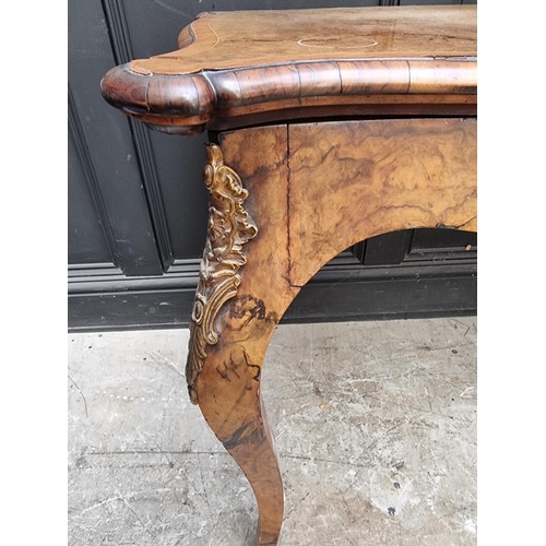 1116 - A good late 19th century, Louis XV style, burr walnut and crossbanded serpentine card table, with gi... 