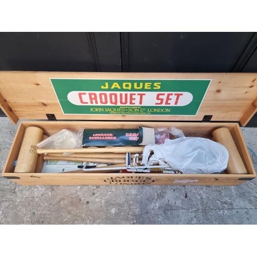 1183 - A Jaques croquet set, in pine box.