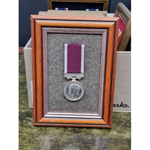 1301 - A collection of reproduction and replica medals, each on framed mount. (31)