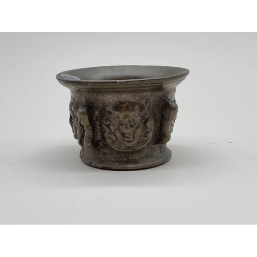 1453 - An antique bronze mortar, possibly 16th century, 7.4cm high x 11cm diameter. 