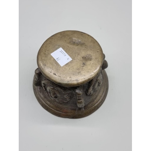 1453 - An antique bronze mortar, possibly 16th century, 7.4cm high x 11cm diameter. 