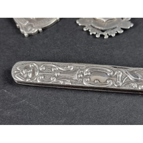 123 - An Edwardian silver mounted penknife, by A & J Zimmerman, Birmingham 1904, 7.5cm long; together ... 