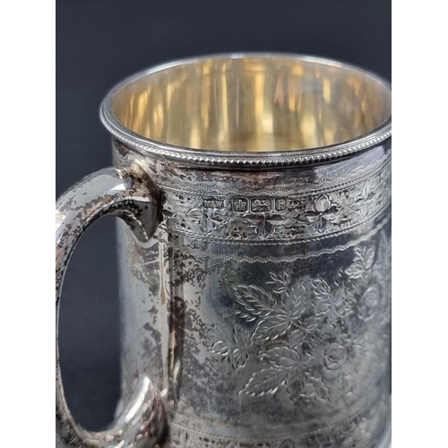 15 - An Edwardian silver Christening mug, by Mappin & Webb Ltd, Sheffield 1902, 8cm high, 153g.... 