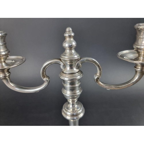 180 - A Georgian style three light candelabrum, by William Comyns & Sons Ltd, London 1958, 26cm high.... 