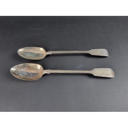 188 - A pair of Victorian silver fiddle and thread pattern stuffing spoons, by Joseph & Albert Sa... 