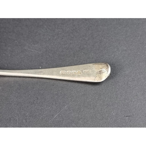 200 - A George III silver Old English pattern sauce ladle, by William Eley, London 1804, 54g.... 