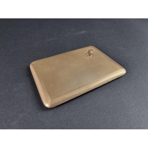 292 - An Asprey & Co engine turned 9ct gold cigarette case, London 1921, gross weight 136.7g.... 