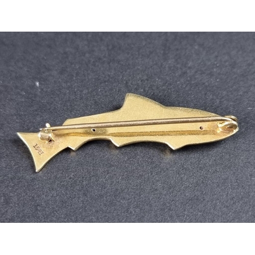 345 - A yellow metal and enamel trout bar brooch, stamped 18ct, 42mm. (enamel damaged).