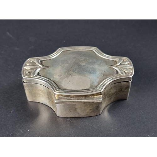 44 - An Edwardian silver jewellery box, by A & J Zimmerman Ltd, Birmingham 1904, 9.5cm wide.... 