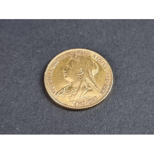 480 - Coins: a Victoria 1898 gold sovereign.