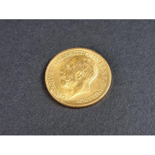 482 - Coins: a George V 1925 gold sovereign.