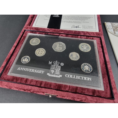 523 - Coins: a Royal Mint UK 1996 'Silver Anniversary Collection' containing seven silver proof coins to c... 