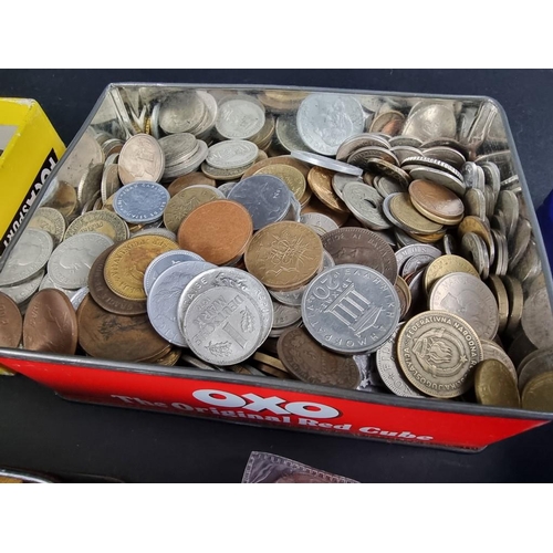 532 - Coins: a quantity of world coins.