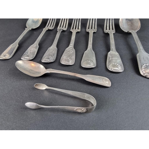 75 - Nine items of William IV and later fiddle, thread and shell silver cutlery, different dates and make... 