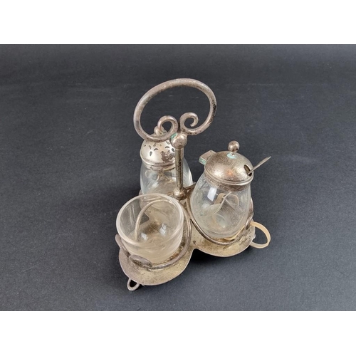 85 - A silver cruet stand, 12cm high, 120g weighable.