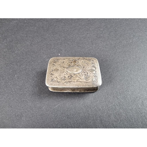 96C - A George III miniature novelty book pill box, probably by Thomas Willmore, Birmingham 1800, 2cm, gro... 