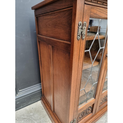 1014 - A 'Bevan Funnell' oak bookcase, 62.5cm wide.