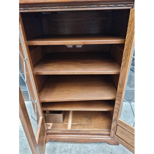 1014 - A 'Bevan Funnell' oak bookcase, 62.5cm wide.