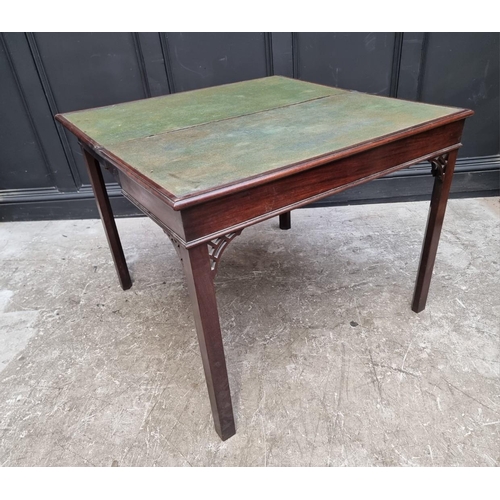 1123 - A George III mahogany rectangular concertina card table, 90.5cm wide, (alterations).... 