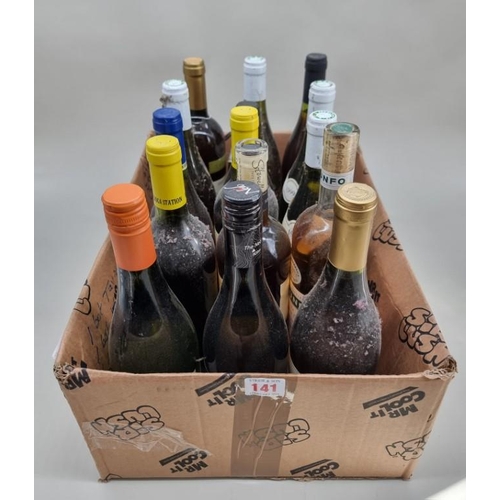 141 - A mixed group of White Wine, to include four 75cl bottle of Pouilly Fume, 1999. (15)... 