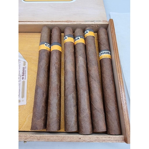 151 - Cigars: a box of eighteen Cohiba 'Esplendidos' cigars. (16)