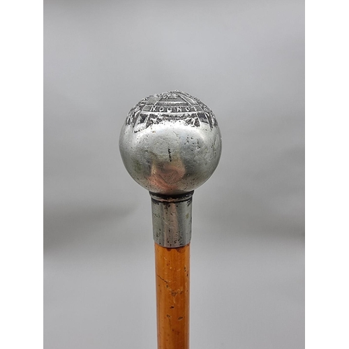 1537 - A London Scottish Regiment swagger stick, 71.5cm long.