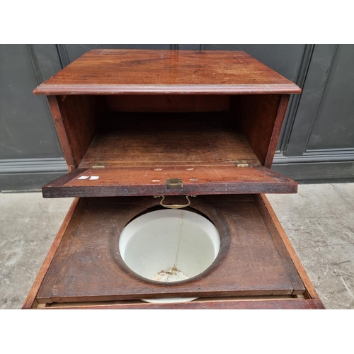 1088 - A George III mahogany commode chest, 59cm wide.