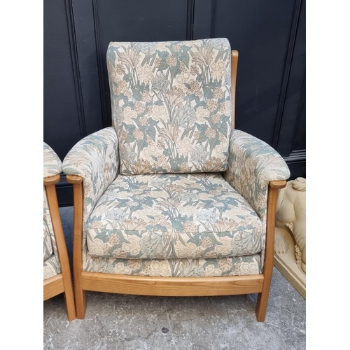 1092 - A contemporary Ercol three piece suite. (3)