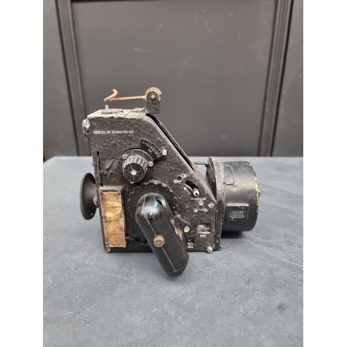 1195 - An RAF Mk.IXA Bubble Sextant.