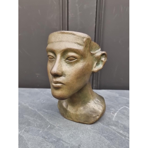 1424 - A solid bronze bust of Nefertiti, by Gibbons Foundry, 21cm high.