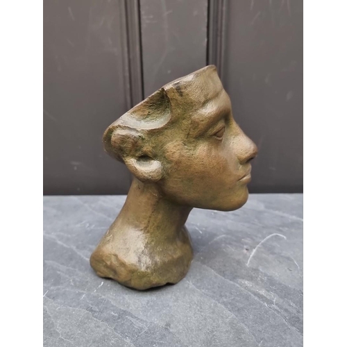 1424 - A solid bronze bust of Nefertiti, by Gibbons Foundry, 21cm high.