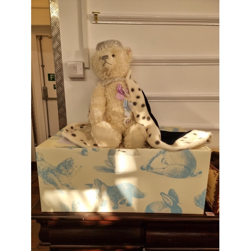 1513 - A Steiff Queen Elizabeth II mohair Teddy Bear, limited edition of 100, 60cm, boxed, (without ce... 