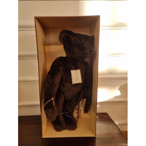 1514 - A Steiff British Collector's 1907 Replica Teddy Bear, 60cm, boxed with certificate.