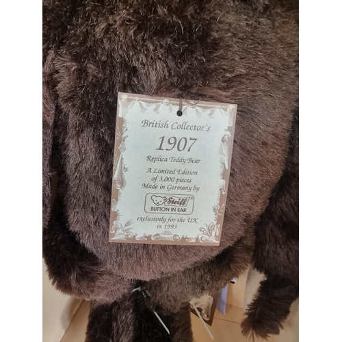 1514 - A Steiff British Collector's 1907 Replica Teddy Bear, 60cm, boxed with certificate.