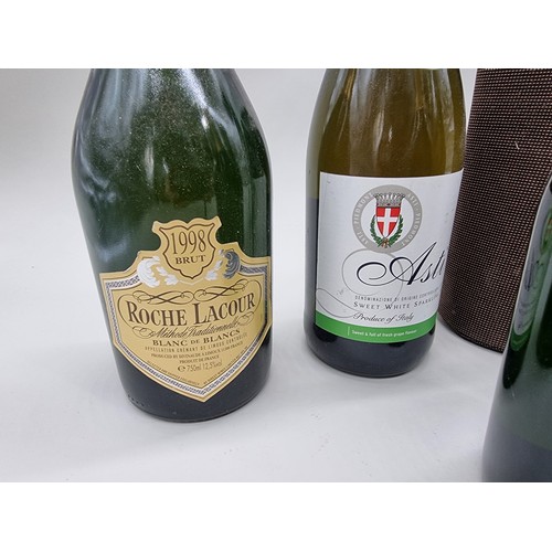 110A - Seven 75cl bottles of Champagne and sparkling wine, to include some vintage example. (7)... 