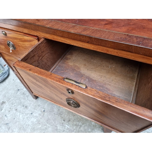 1245 - A Regency mahogany chest of drawers, 86.5cm wide.