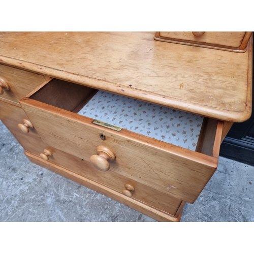 1299 - A Victorian pine mirror back chest, 105cm wide.